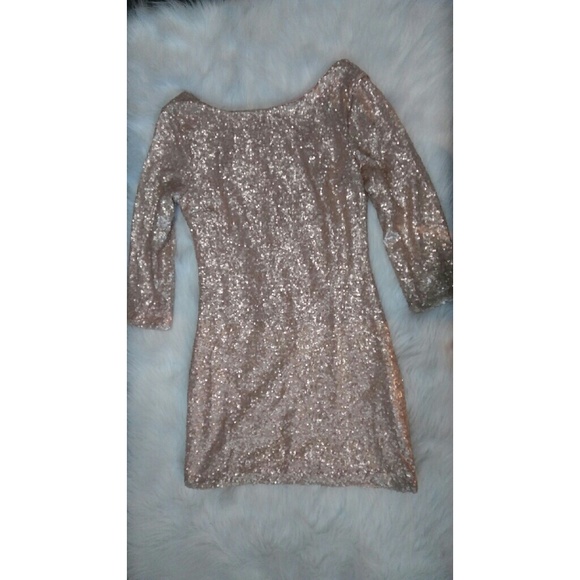 Dress - Picture 1 of 2